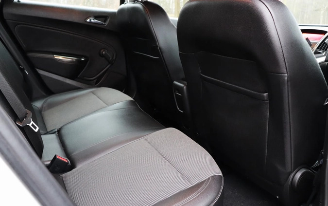 Opel Astra cena 24999 przebieg: 179000, rok produkcji 2010 z Tarnogród małe 436